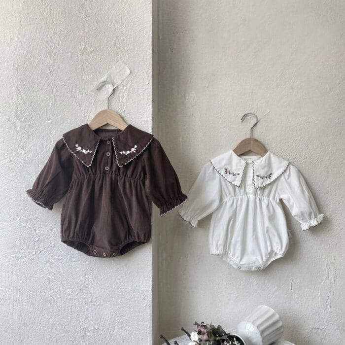 韓版66~90cm - 刺繡領包屁衣 / 二色