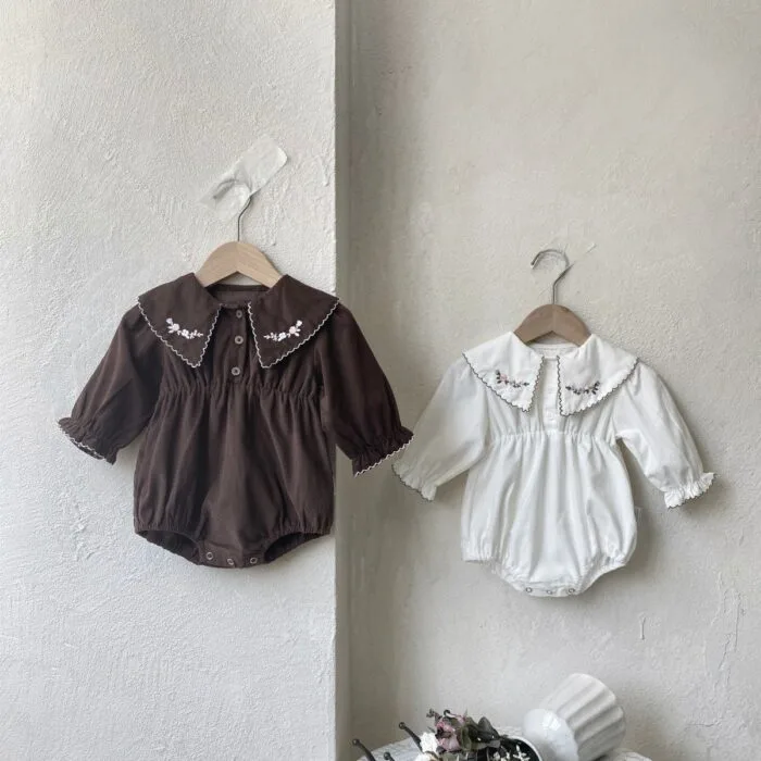 韓版66~90cm - 刺繡領包屁衣 / 二色