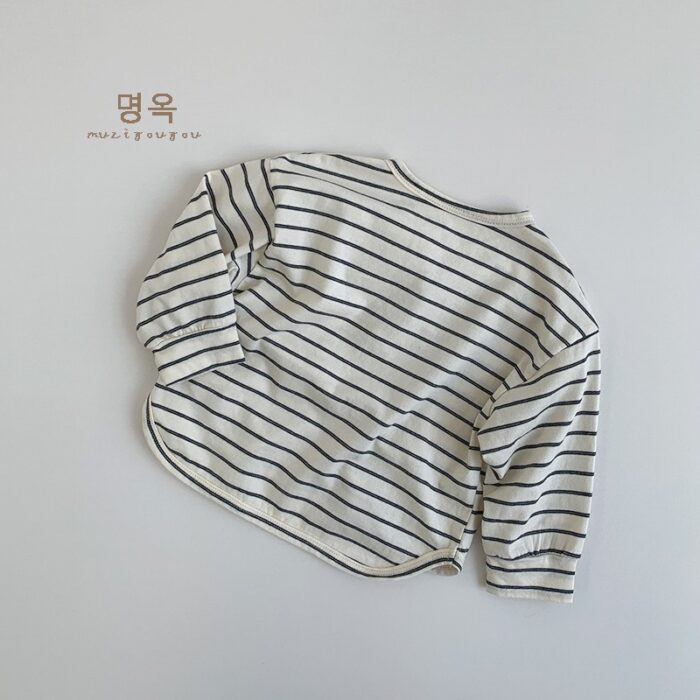 韓版80~130cm -橫條兩釦上衣：圖片 3