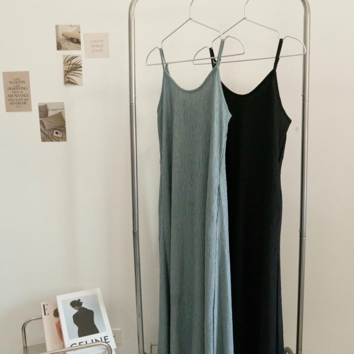 現貨韓版女裝 - 超美亮亮紋路長洋裝 / 二色