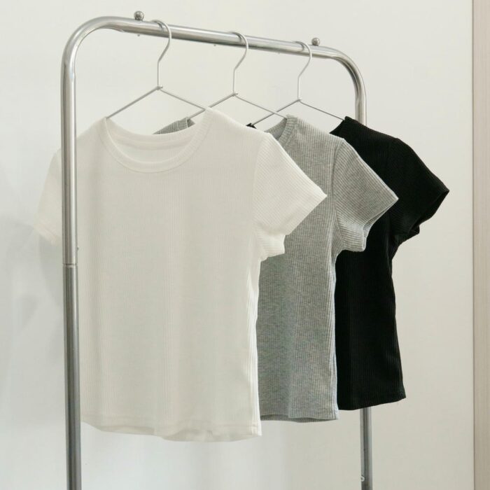 現貨韓版女裝 - 百搭坑條下弧形原領上衣 / 三色