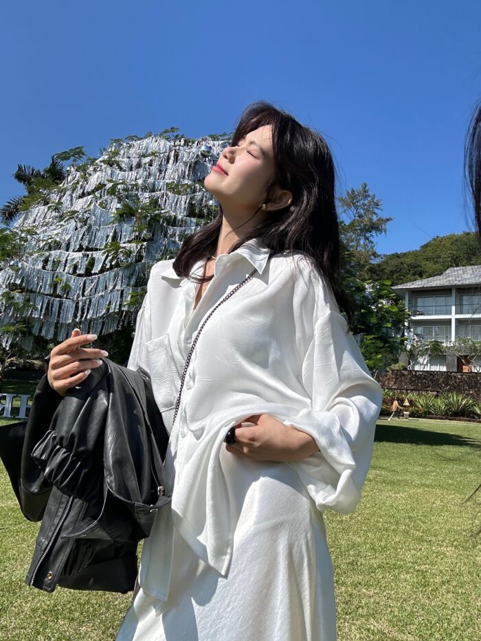 韓版女裝 - 緞面絲滑珠光簡約百搭慵懶顯瘦襯衫 / 三色：圖片 2