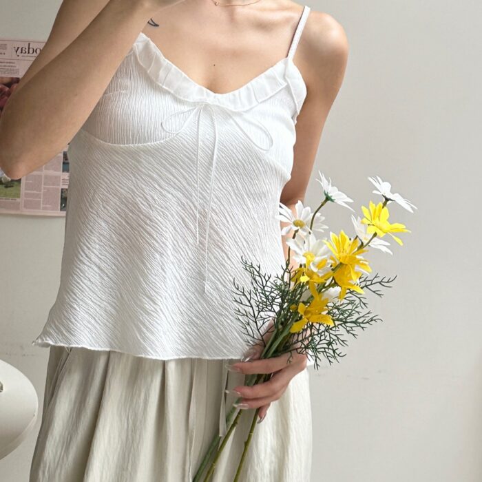 現貨韓版女裝 - 超美荷葉背心 / 藍色