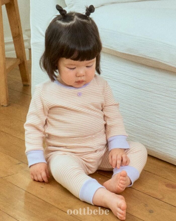 正韓秋季1~7y - 橫條居家套裝 / 三色：圖片 7
