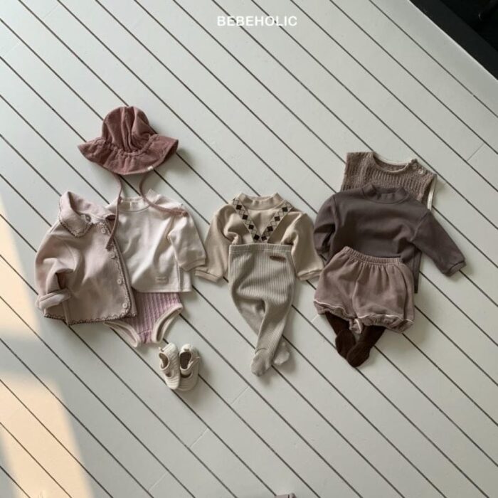 正韓秋季3~18m - 微領打底衣 / 三色：圖片 9