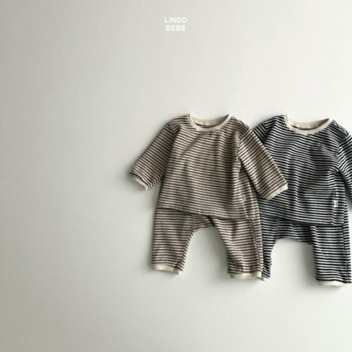 正韓秋季3m~18m - 橫條套裝(上衣+下褲) / 二色：圖片 2
