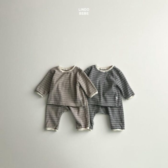正韓秋季3m~18m - 橫條套裝(上衣+下褲) / 二色：圖片 4