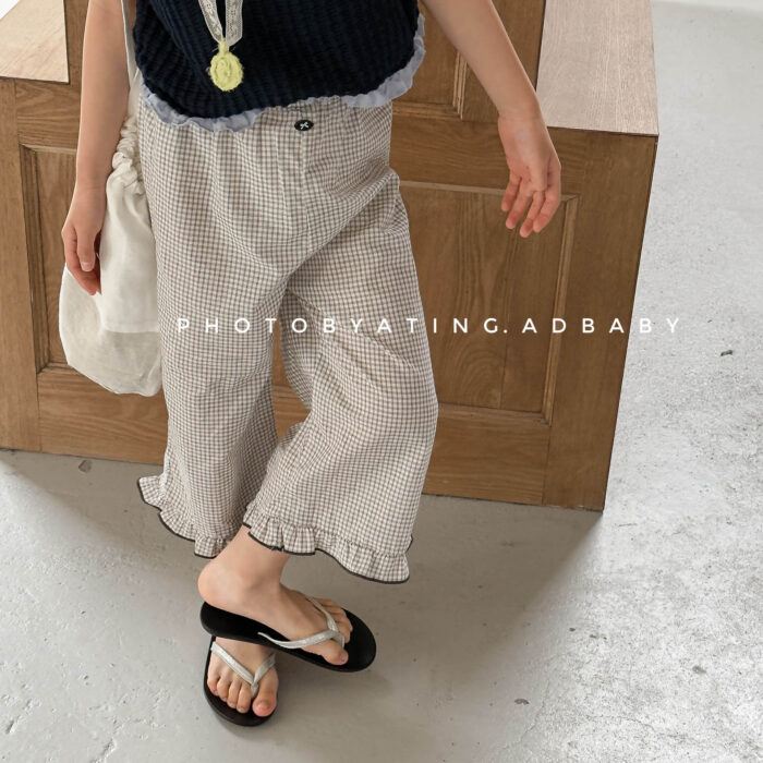 韓版夏季80~130cm - 格子荷葉褲管7分褲 / 三色：圖片 9