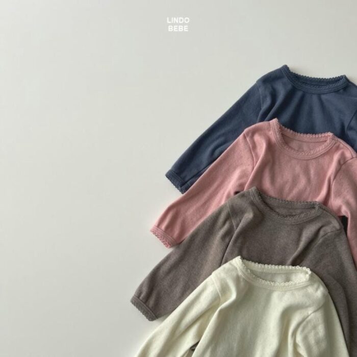 正韓秋季3m~18m - 小花邊打底衣 / 四色：圖片 3