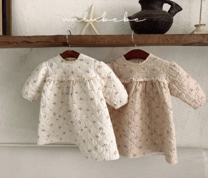 正韓冬季Babe - 碎花絎縫洋裝 / 二色