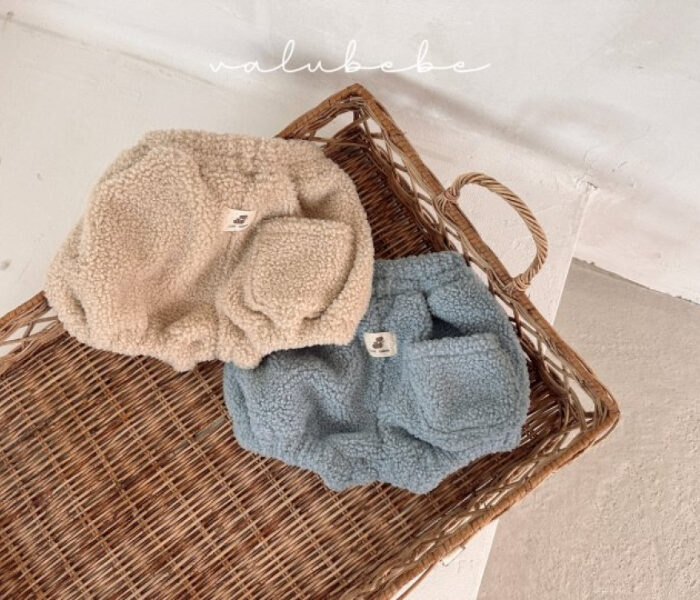 正韓冬季Babe - 毛毛短褲 / 二色