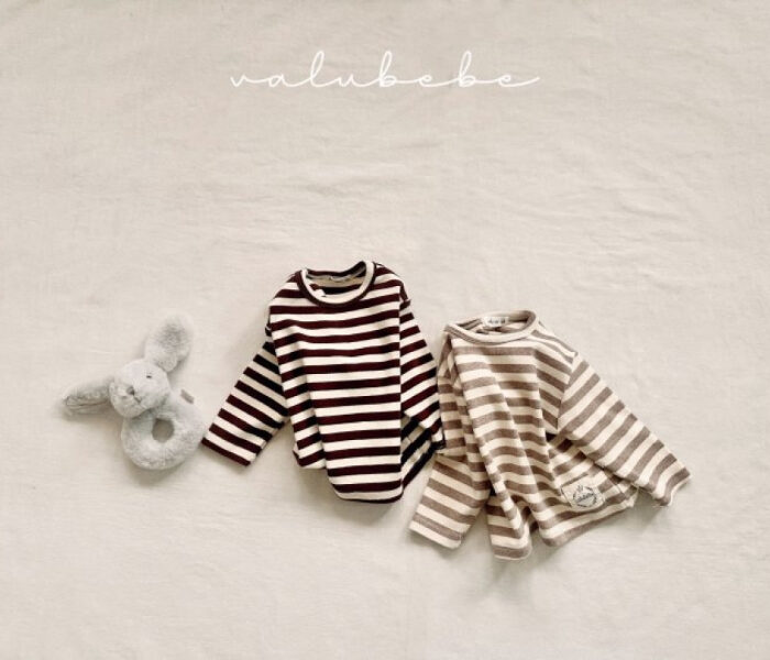 正韓冬季Babe - 橫條上衣 / 二色