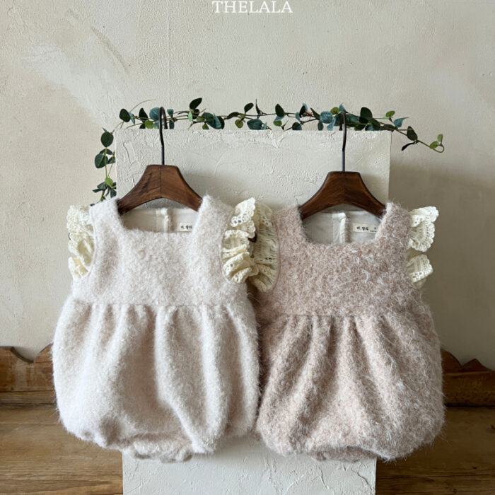 正韓冬季0~18m - 蕾絲毛毛包屁衣 / 二色