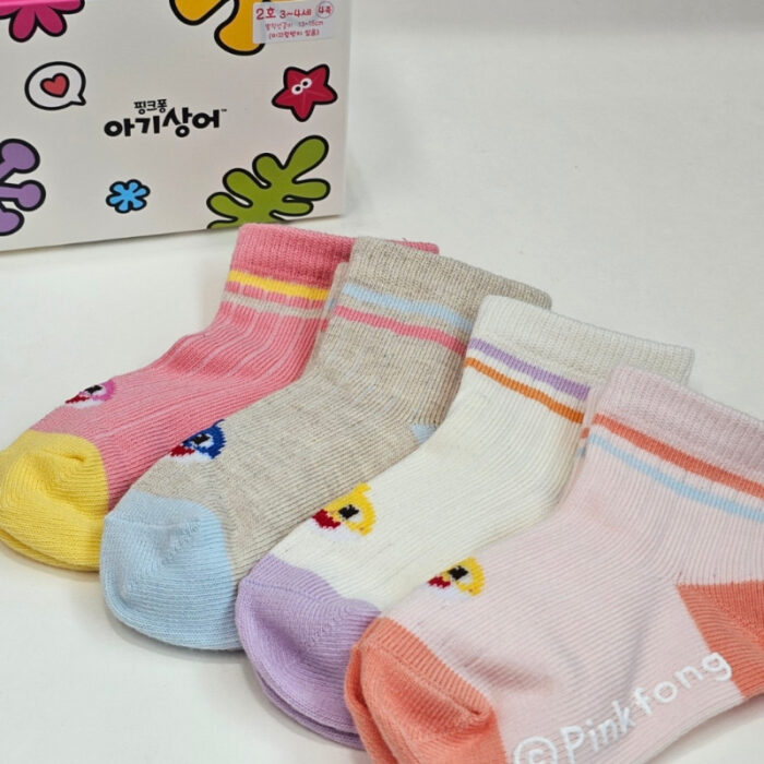 正韓冬季13~17cm - Baby Shark 女生四件一組