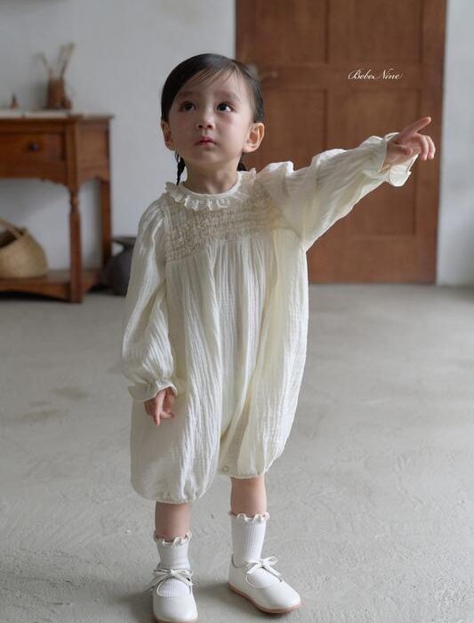 蕾絲包屁衣 / 二色  (12~24m)